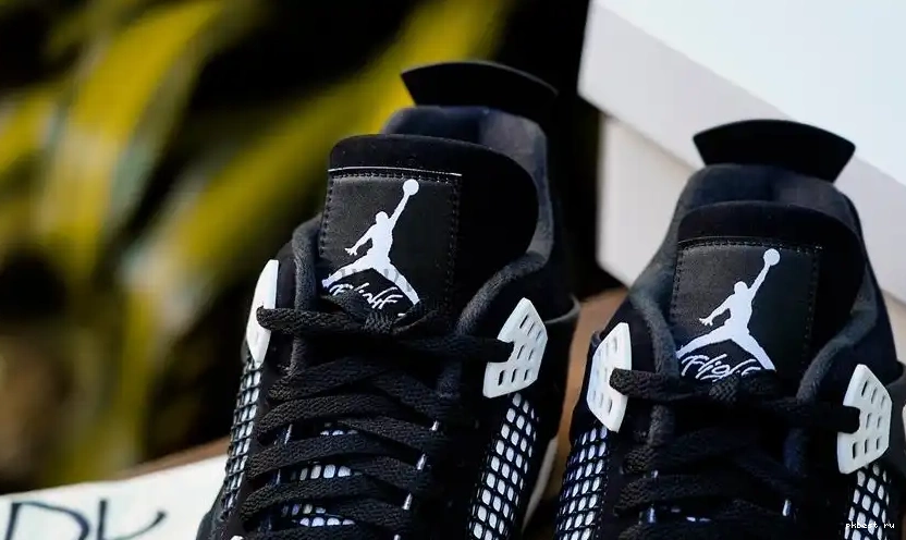 Retro READY God 4 TO White MATERIALS Thunder PK Jordan SHIP RETAIL 0501